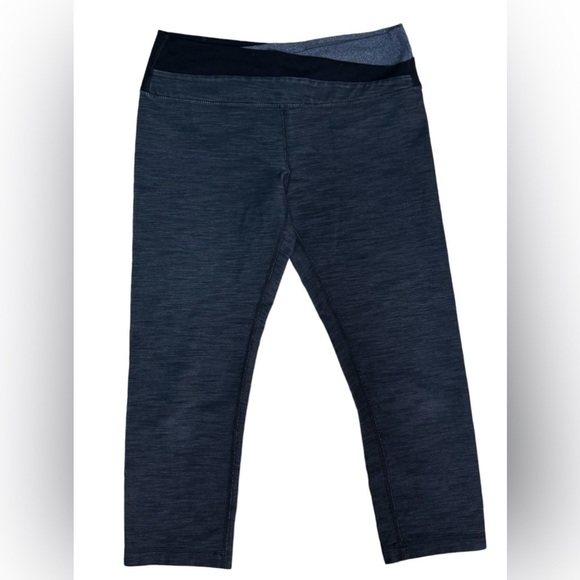 Lululemon Two Toned Black and Gray Crop Leggings - Picture 1 of 4